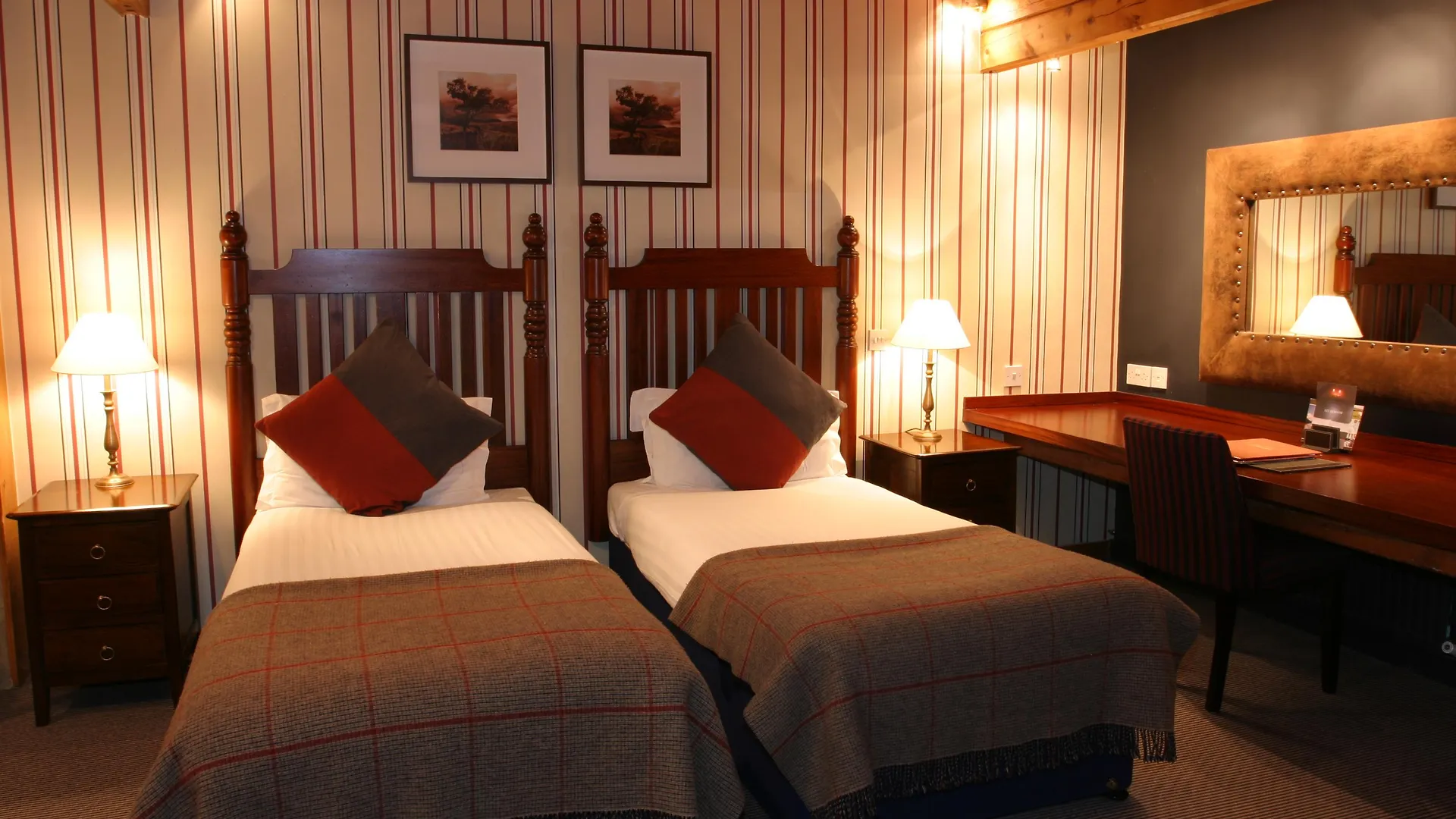 Chevin Country Park Hotel & Spa Otley  3*, Otley (West Yorkshire)